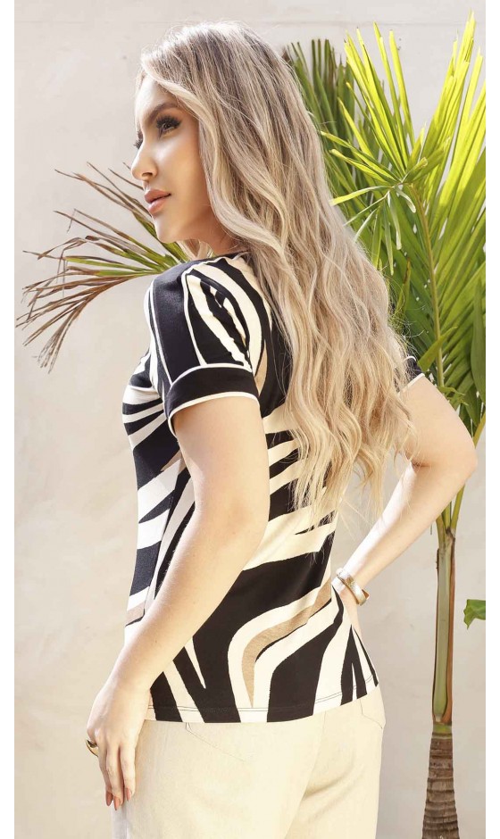 Blusa Manga Curta Estampa Animal Print