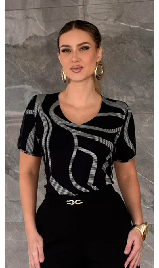 Blusa Manga Curta Estampada com Decote V