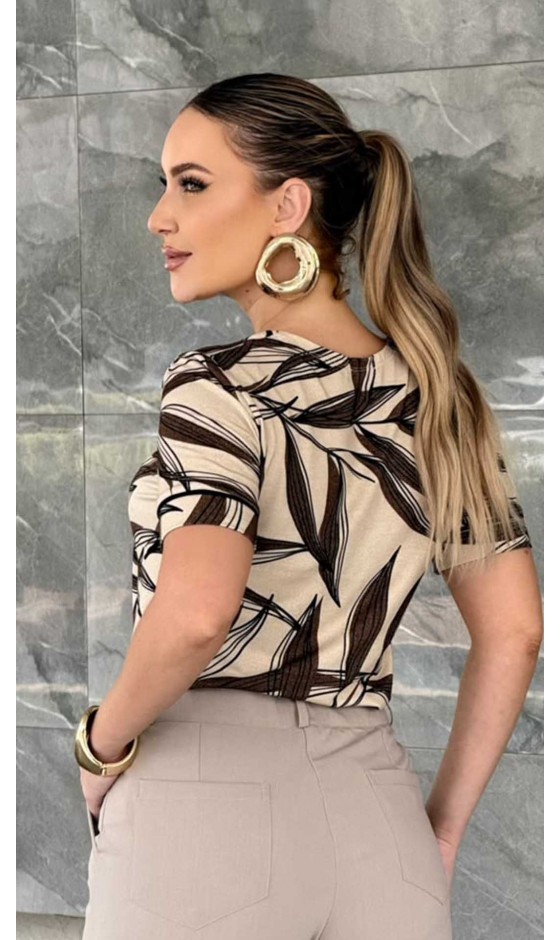 Blusa Manga Curta Estampada com Decote V